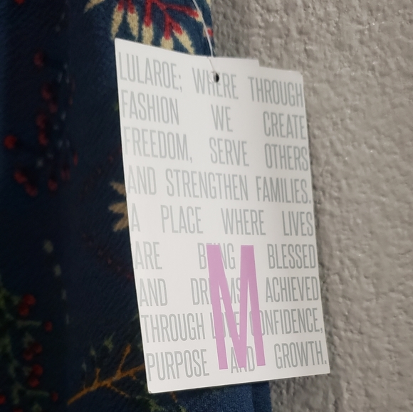 lularoe pull on skirt size medium - Picture 3 of 4